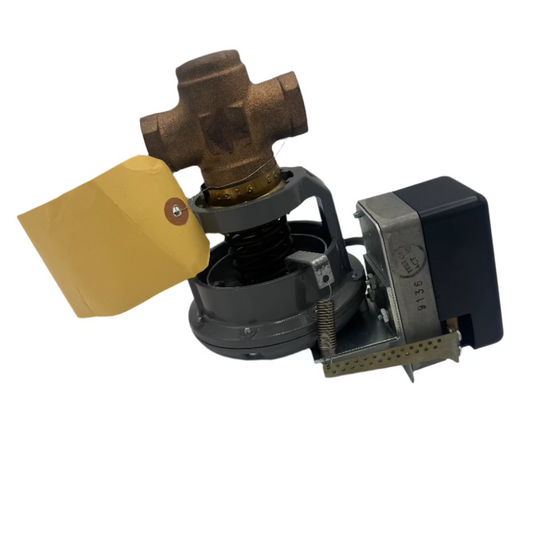 Johnson Controls V-3974 Cage Trim Cast6 Brass Valves 1/2 in, V-9502 Pneumatic Valve Actuator Positioner