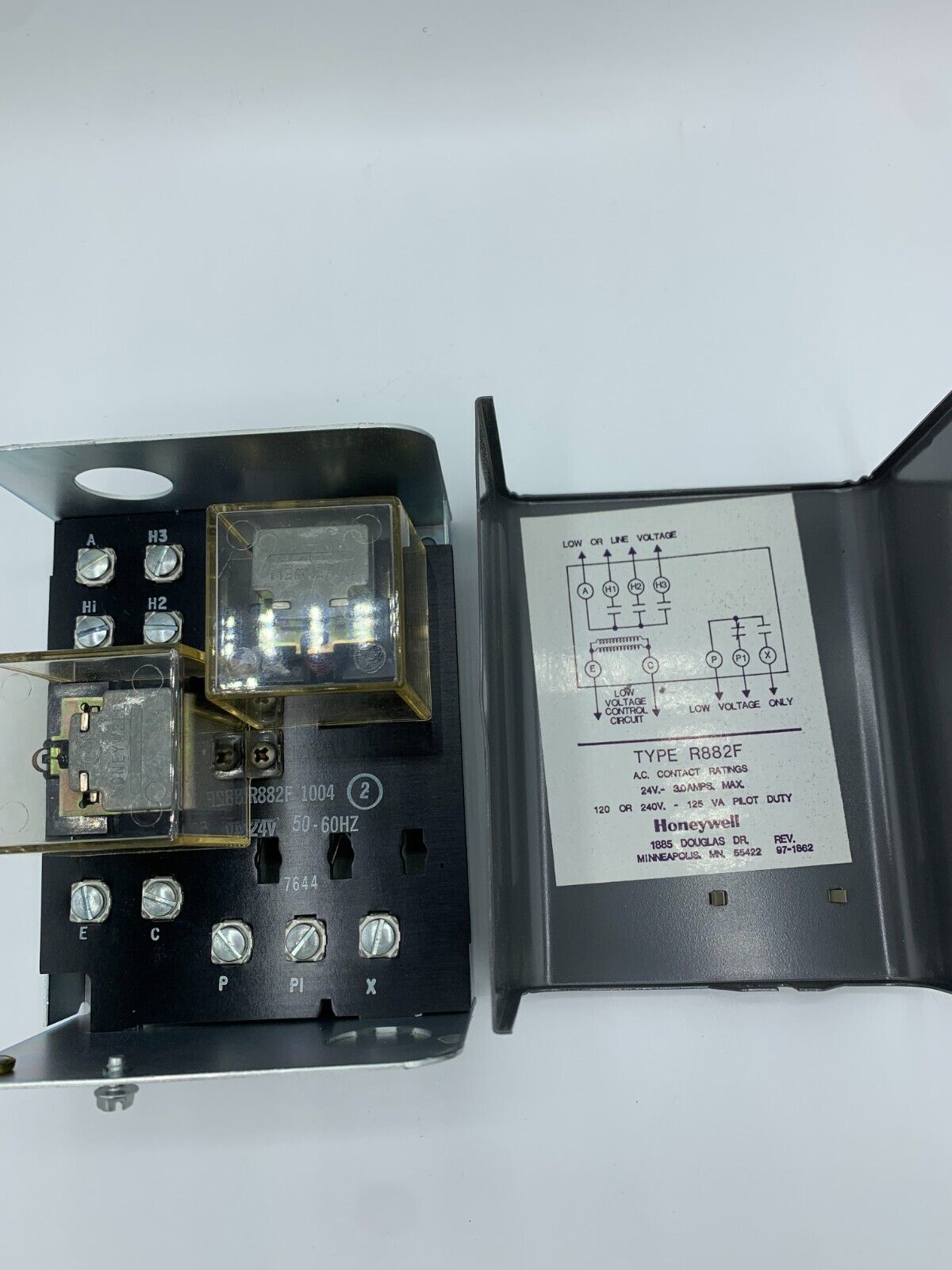 Honeywell R882F1004 Relay Control Module R882F 1004 R882F-1004