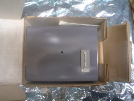 Honeywell R8228B1046 Relay Control Module