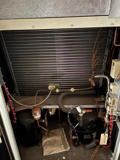 Edpac ACS-U3.5-SS 3.5 Ton 200V Air Cooled Standard Upflow Single Compressor Computer Room Cooling