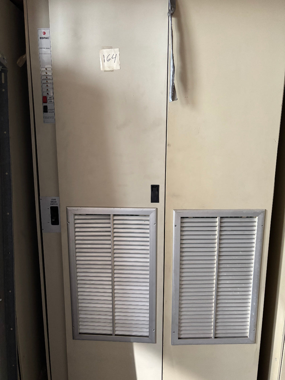 Edpac ACS-U3.5-SS 3.5 Ton 460V Air Cooled Standard Upflow Single Compressor Computer Room Cooling