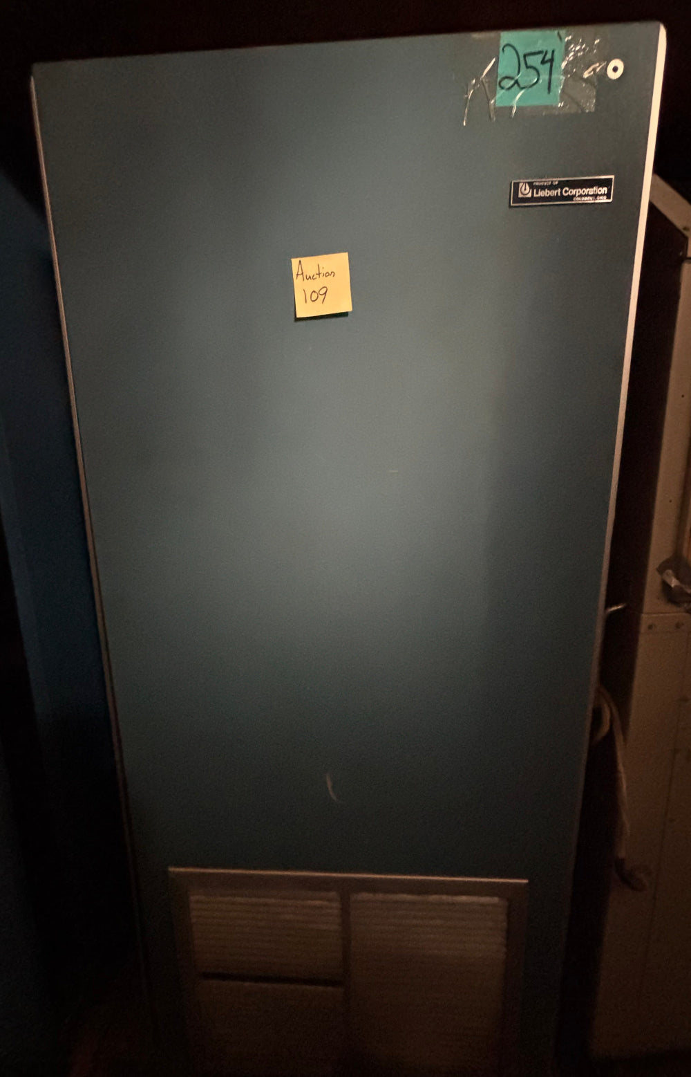 Liebert CU-66A 5 Ton 460v Air-cooled Self-contained Computer Room System Unit