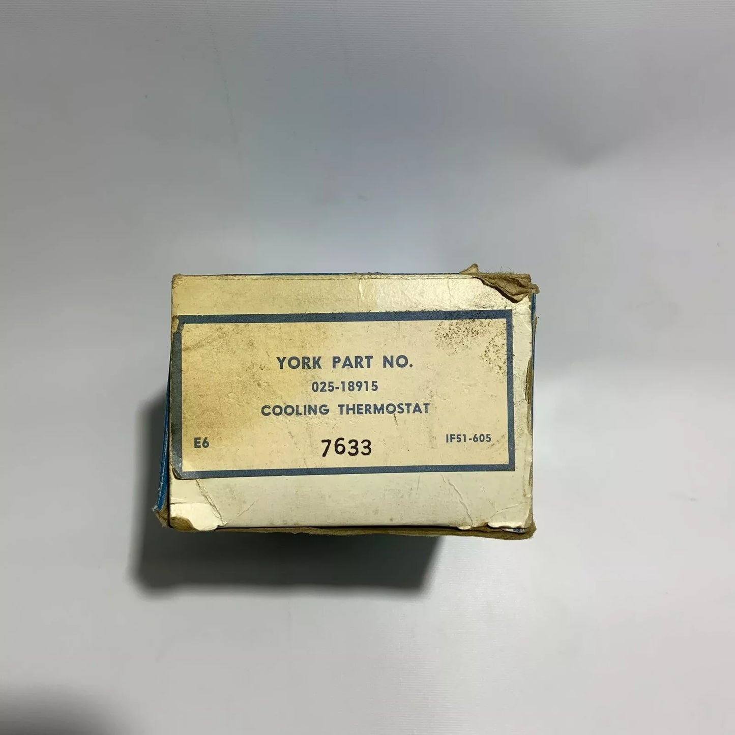 York 025-18915 Cooling Thermostat