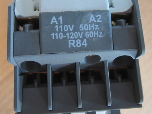 ABB DLA9‑30‑84  1SBK140403R8400 Motor Starter Contactor