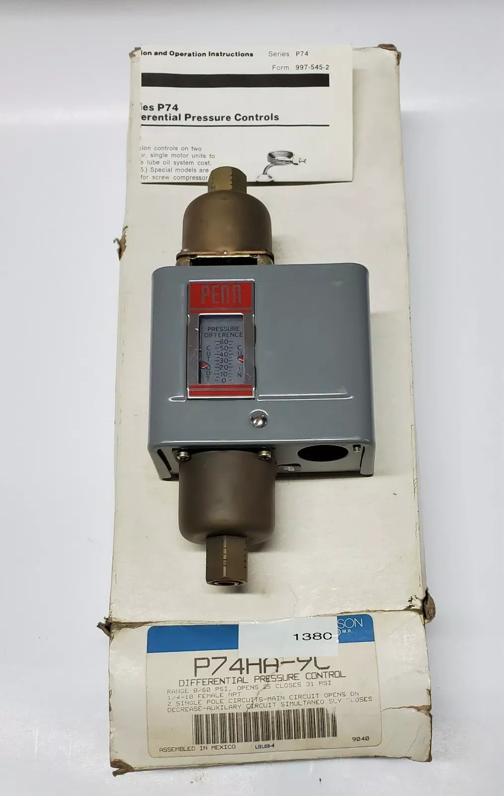 Johnson Controls P74HA-9C Differential Pressure Control