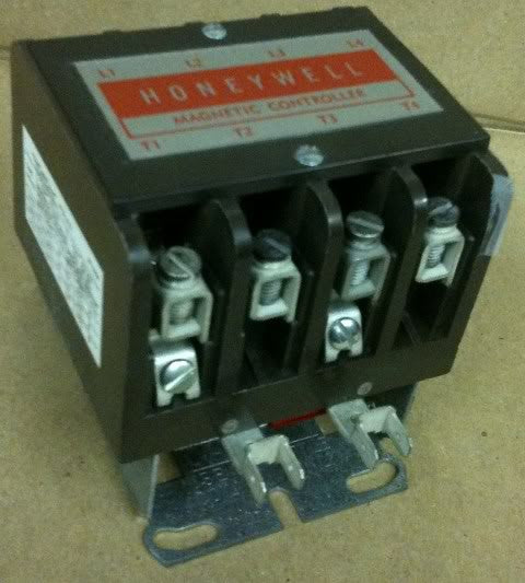 HONEYWELL Contactor R8214P 1033